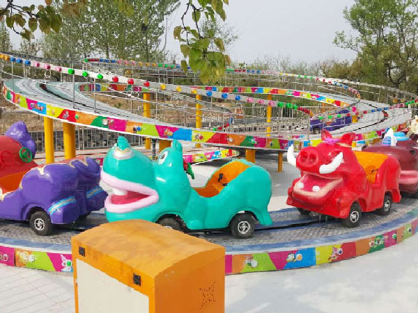 Kids mini roller coaster ride