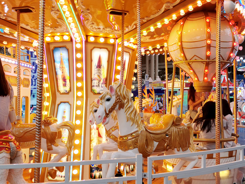 Vintage carousel rides design in Beston